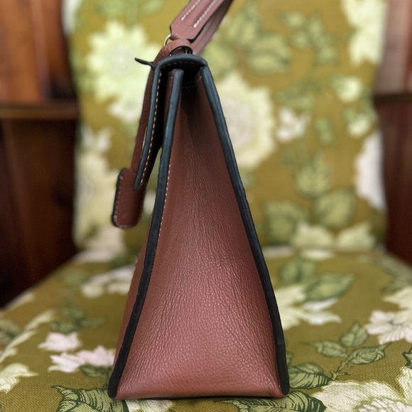 Mateo New York Elegant Brown and Pink Satchel - Picture 7 of 11